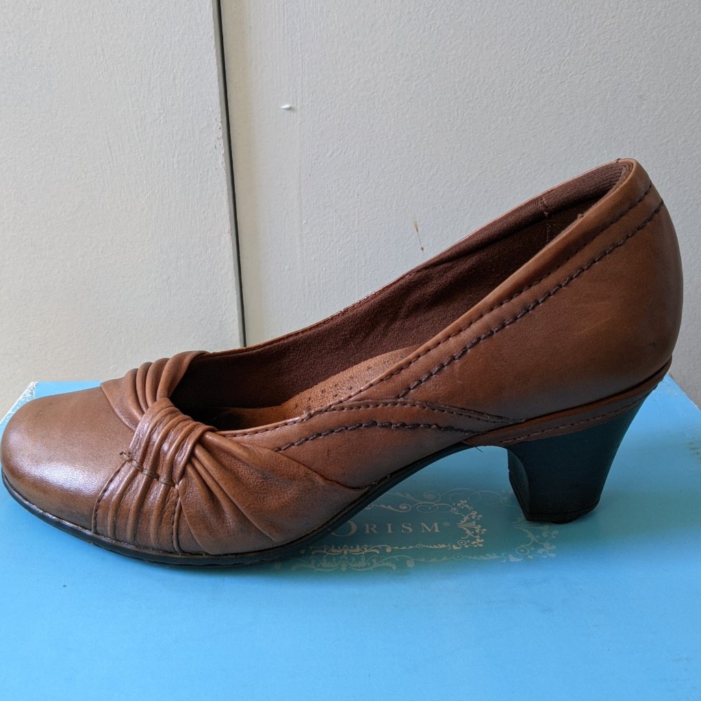 Cobb Hill Women's Leather Pumps Size 8m